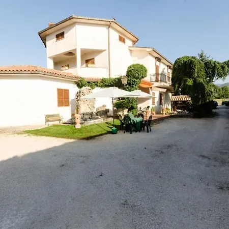 Bed & Breakfast La Volpara Trasacco